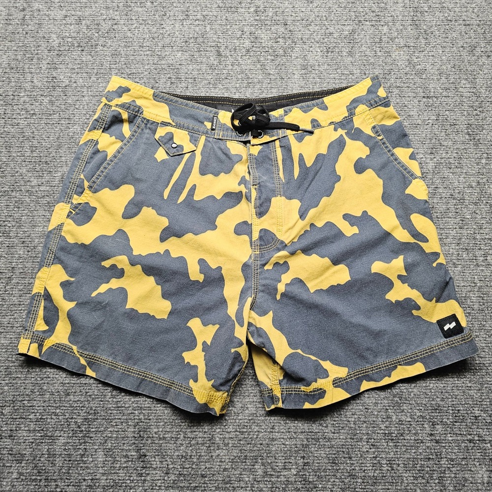 Banks Journal Mens Camo Board Shorts Yellow Grey Size 30 BS0050 Swim Trunks